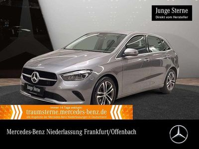 Gebraucht Mercedes B180 Advanced 136 PS (100 kW) 2025 Grau Van / Kleinbus