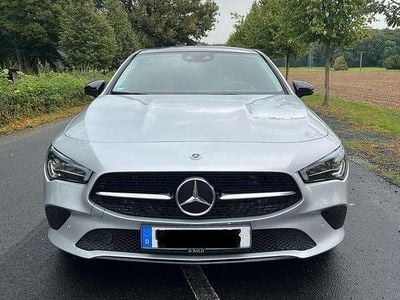 Gebraucht Mercedes CLA220 Shooting Brake 190 PS (139 kW) 2023 Silber Kombi