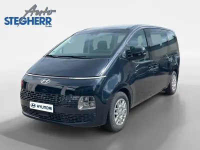 Gebraucht Hyundai Staria Trend 177 PS (130 kW) 2024 Schwarz Van / Kleinbus