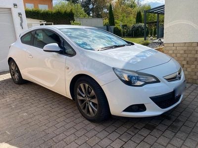 Opel Astra GTC