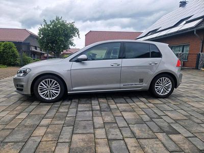 Grau Gebraucht 2014 VW Golf VII Edition Kleinwagen | 7.800 € (Fairer Preis)