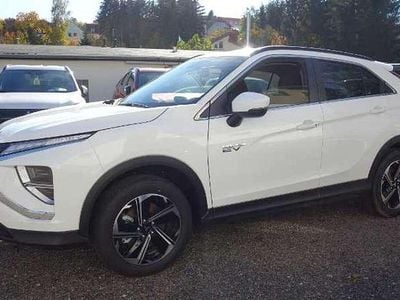 Gebraucht Mitsubishi Eclipse Cross Plus 188 PS (138 kW) 2022 Andenweiß SUV