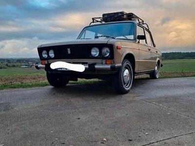Braun Gebraucht 1988 Lada 2106 Limousine | 4.150 €