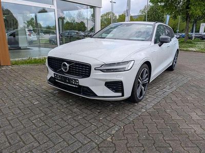 Gebraucht Volvo V60 R-Design 392 PS (288 kW) 2020 Ice white, solid Kombi