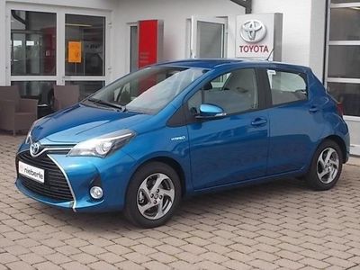 Gebraucht Toyota Yaris Comfort 78 PS (57 kW) 2014 Blau metallic Kleinwagen
