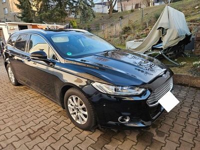 Gebraucht Ford Mondeo Titanium 150 PS (110 kW) 2016 Schwarz Kombi