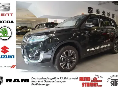 Gebraucht Suzuki Vitara Comfort+ 129 PS (94 kW) 2023 Cosmic black pearl metallic SUV