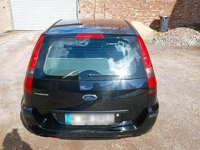 Gebraucht Ford Fusion 100 PS (73 kW) 2003 Schwarz Kleinwagen