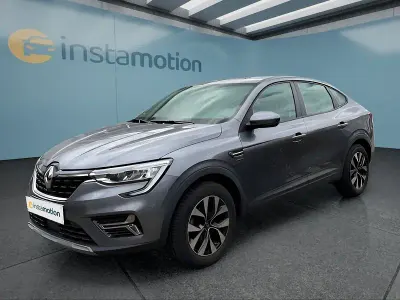Gebraucht Renault Arkana Equilibre 140 PS (102 kW) 2023 Grau SUV
