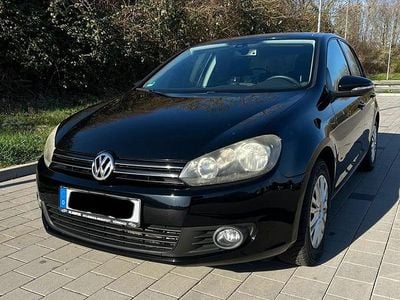 Gebraucht VW Golf VI 86 PS (63 kW) 2012 Schwarz Kleinwagen