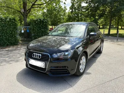 Gebraucht Audi A1 Attraction 86 PS (63 kW) 2011 Schwarz Kleinwagen