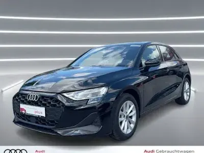 Gebraucht Audi A3 Ambiente 116 PS (85 kW) 2025 Brillantschwarz Limousine