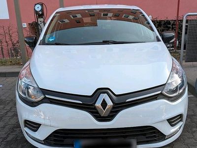 Gebraucht Renault Clio IV 73 PS (53 kW) 2018 Weiß Kleinwagen