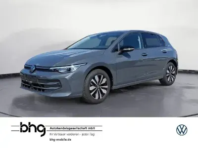 Gebraucht VW Golf VIII Life 150 PS (110 kW) 2025 Grau Limousine