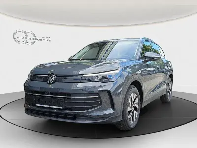 Neu VW Tiguan Life 150 PS (110 kW) 2026 Grau SUV