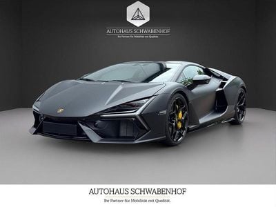 Lamborghini Revuelto