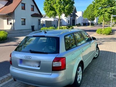 gebraucht Audi A4 - ein langlebiges und sicheres Auto
