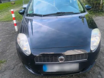 Gebraucht Fiat Punto 74 PS (54 kW) 2009 Blau Kleinwagen