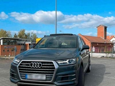 Usata Audi Q7 272 CV (200 kW) 2015 Argento SUV