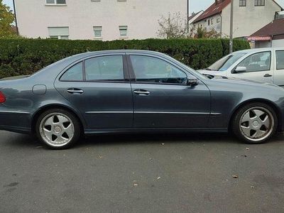 Blau Gebraucht 2007 Mercedes E280 Avantgarde Limousine | 5.900 € (Fairer Preis)