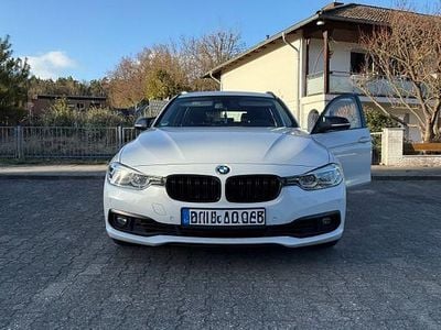 Gebraucht BMW 320 Advantage 184 PS (135 kW) 2018 Weiß Limousine