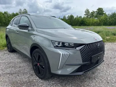Gebraucht DS Automobiles DS7 Crossback Performance 131 PS (96 kW) 2023 Grau SUV