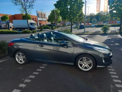 Gebraucht Peugeot 308 CC Platinum 156 PS (114 kW) 2010 Grau Cabrio