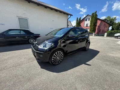 Gebraucht VW up! high up! 75 PS (55 kW) 2018 Schwarz Kleinwagen