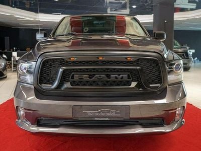 Usado Dodge Ram 401 CV (294 kW) 2017 Gris Pickup/Camioneta