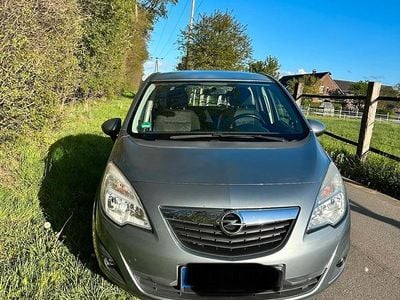Usata Opel Meriva 101 CV (74 kW) 2010 Grigio Monovolume