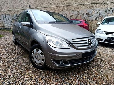 Mercedes B150
