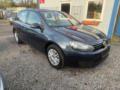 Gebraucht VW Golf VII Trendline 86 PS (63 kW) 2012 Blau Limousine