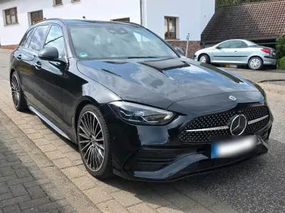 Gebraucht Mercedes C220 AMG line 200 PS (147 kW) 2022 Schwarz Kombi