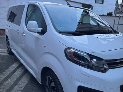 Weiß Gebraucht 2018 Citroën Spacetourer Van / Kleinbus | 19.900 € (Teuer)