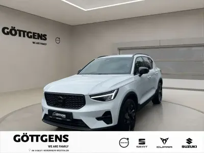 Neu Volvo XC40 Plus 163 PS (119 kW) 2026 Weiß SUV