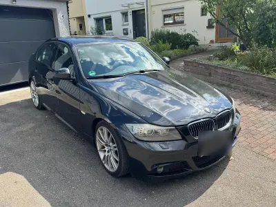 Gebraucht BMW 320 M Sport 170 PS (125 kW) 2011 Schwarz Limousine