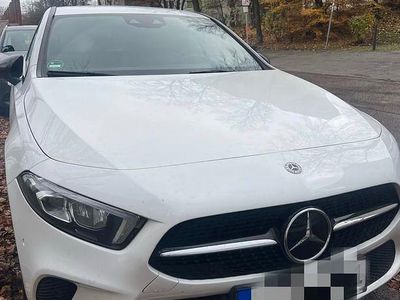Gebraucht Mercedes A180 116 PS (85 kW) 2019 Weiß Limousine