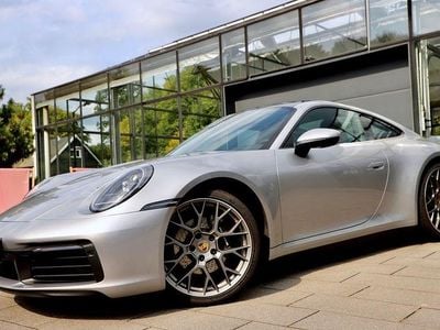 Porsche 911 Carrera