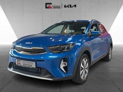 Blau Gebraucht 2024 Kia Stonic Vision SUV | 20.990 € (Fairer Preis)