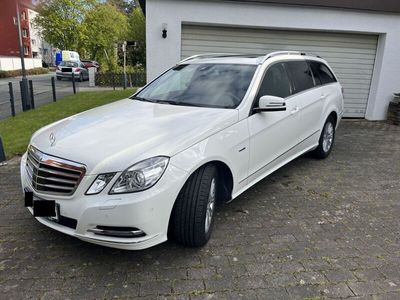 gebraucht Mercedes E300 CDI T ELEGANCE - AHK, Xenon, Schiebedach