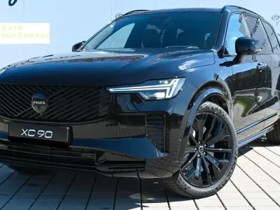 Neu Volvo XC90 Plus 250 PS (183 kW) 2026 Schwarz SUV