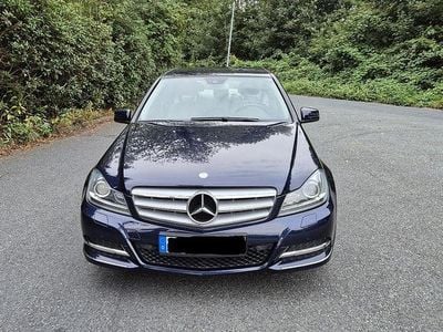 Gebraucht Mercedes C350 306 PS (225 kW) 2011 Blau Limousine