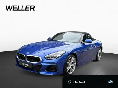 Begagnad BMW Z4 Comfort Edition 258 HK (189 kW) 2023 Blå Cab