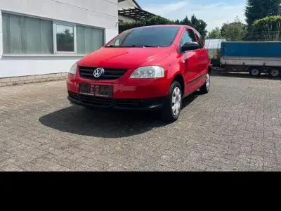 Gebraucht VW Fox 54 PS (39 kW) 2006 Rot Kleinwagen