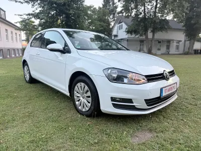 Gebraucht VW Golf VII Trendline 85 PS (62 kW) 2013 Weiß Limousine