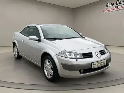 Gebraucht Renault Mégane Coupé 135 PS (99 kW) 2005 Silber Coupé