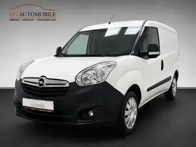 Gebraucht Opel Combo 95 PS (69 kW) 2018 Weiß Van / Kleinbus
