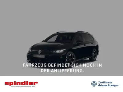 Gebraucht VW Golf VIII R-line 150 PS (110 kW) 2025 Grenadillschwarz metallic Kombi