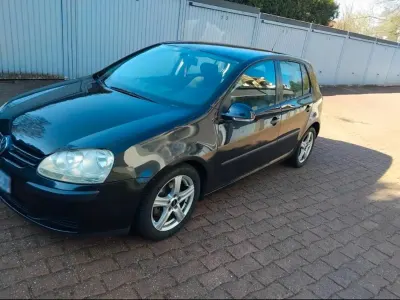 Gebraucht VW Golf V 2005 Schwarz Kleinwagen