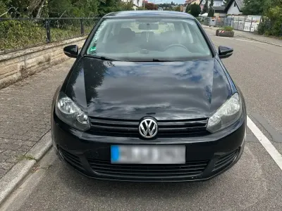 Gebraucht VW Golf VI Comfortline 102 PS (75 kW) 2009 Schwarz Kleinwagen